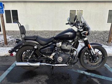 2024 Royal Enfield Super Meteor 650 Astral Black 