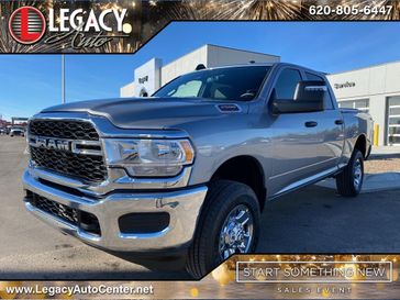 2024 RAM 2500 Tradesman Crew Cab 4x4 6'4' Box