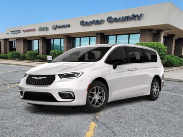 New 2026 Chrysler Pacifica Select
