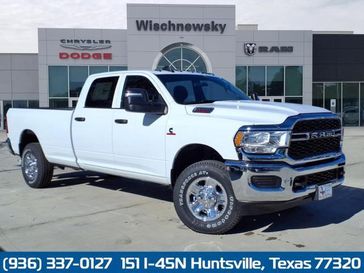 2024 RAM 3500 Tradesman Crew Cab 4x4 8' Box