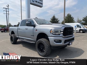 2024 RAM 2500 Laramie Crew Cab 4x4 6'4' Box