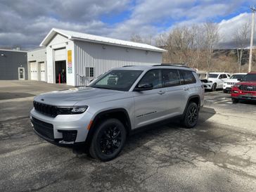 New 2025 Jeep Grand Cherokee L Altitude X 4x4