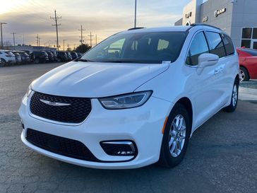 Used 2022 Chrysler Pacifica Touring L