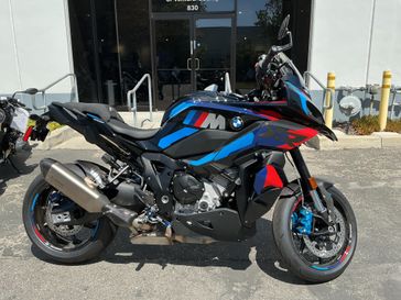2026 BMW M 1000 XR