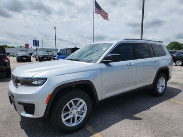 2025 Jeep Grand Cherokee L Laredo X 4x2 Silver Zynith