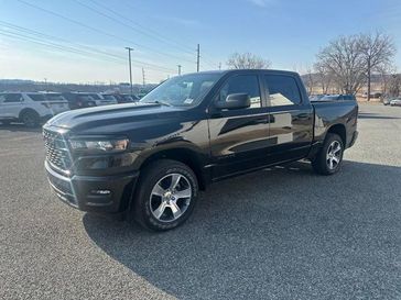 2025 RAM 1500 Tradesman Crew Cab 4x4 5'7' Box