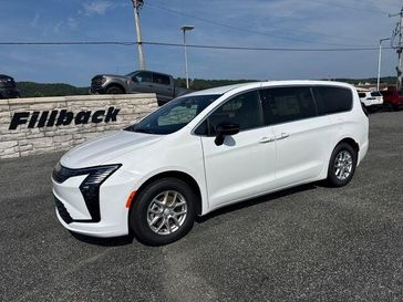 New 2027 Chrysler Pacifica Select