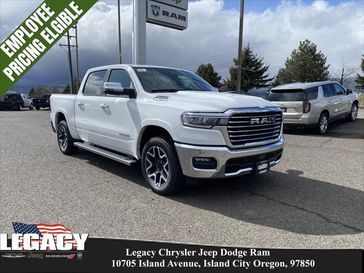 2025 RAM 1500 Laramie Crew Cab 4x4 5'7' Box