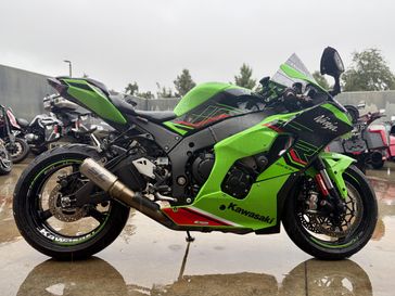 Used 2024 Kawasaki NINJA ZX10R 