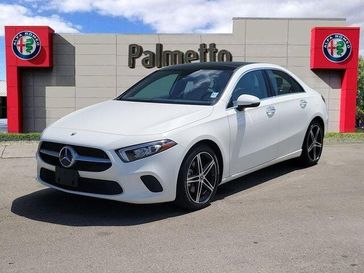 2022 Mercedes-Benz A 220 4MATIC Sedan