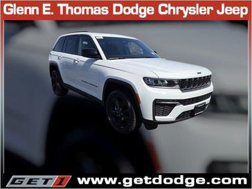 New 2027 Jeep Grand Cherokee Limited 4x2