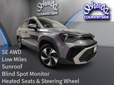 Used 2025 Volkswagen Taos SE AWD w/Sunroof