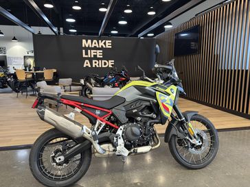 2025 BMW F 900 GS - SAO PAULO YELLOW 