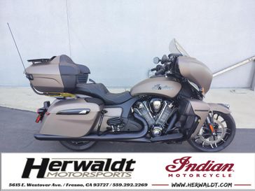 2025 Indian Motorcycle Roadmaster PowerPlus Dark Horse With 112ci + Rider Assist Package + PowerBand Audio Package