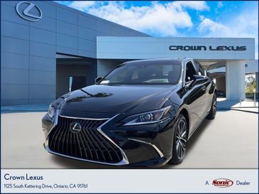 2025 Lexus ES 300h