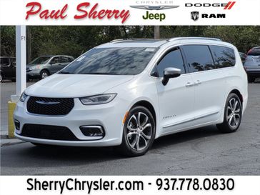 Used 2026 Chrysler Pacifica Pinnacle