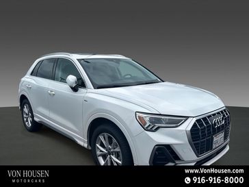 2023 Audi Q3 Premium
