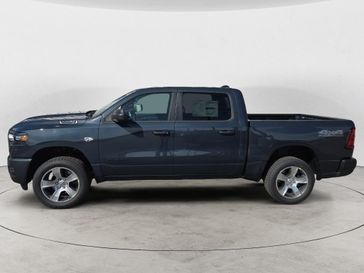 New 2026 RAM 1500 Express Crew Cab 4x4 5'7' Box