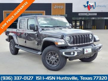 2024 Jeep Gladiator Sport S 4x4 in a Granite Crystal Metallic Clear Coat exterior color. Wischnewsky Dodge 936-755-5310 wischnewskydodge.com 