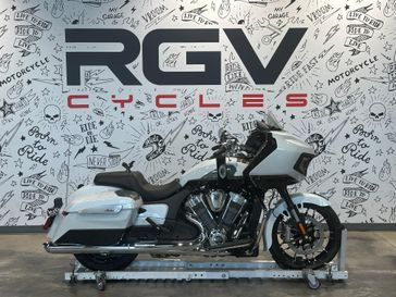 2025 Indian Motorcycle Challenger 112 Limited 