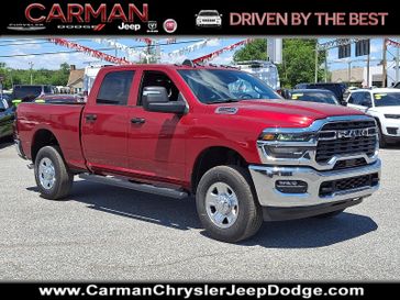 New 2026 RAM 2500 Tradesman Crew Cab 4x4 6'4' Box