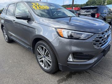 Used 2022 Ford Edge Titanium