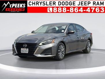 Used 2024 Nissan Altima 2.5 SV