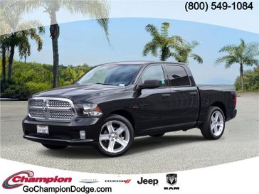 2018 RAM 1500 Express 4x2 Crew Cab 5'7 Box