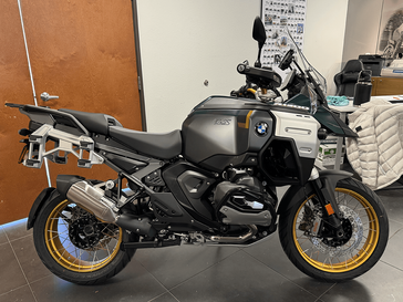 2025 BMW R1300GSA 