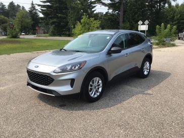Used 2022 Ford Escape SE
