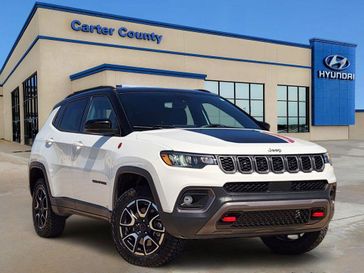Used 2025 Jeep Compass Trailhawk