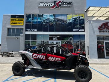New 2025 Can-Am SSV MAVERICK MAX RS 72 TURBO RR RD 25FIERY RED  HYPER SILVER 
