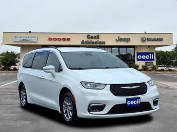 2022 Chrysler Pacifica Touring