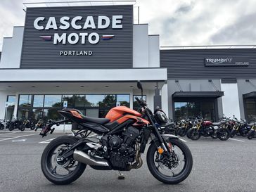 2025 Triumph Street Triple 765 R - MATTE BAJA ORANGE 