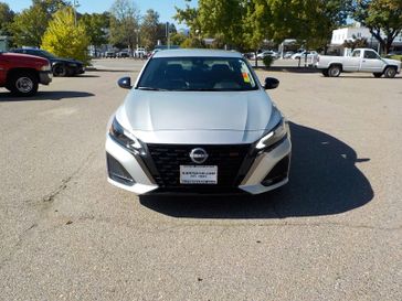 Used 2025 Nissan Altima 