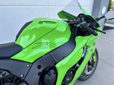 もりもり New 2024 Kawasaki Ninja ZX10RR | Cross Country Powersports
