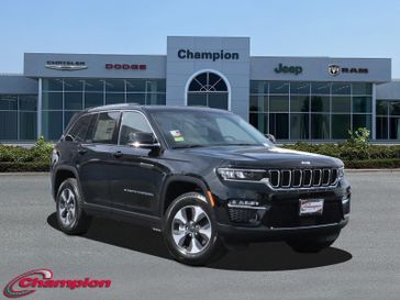 2024 Jeep Grand Cherokee 4xe in a Diamond Black Crystal Pearl Coat exterior color and CAPRI LEATHERETinterior. Champion Chrysler Jeep Dodge Ram 800-549-1084 pixelmotiondemo.com 