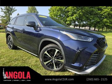 2022 Toyota Highlander XSE