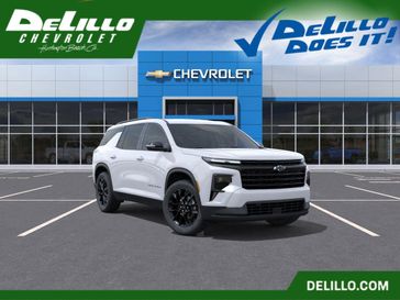 New 2026 Chevrolet Traverse FWD LT