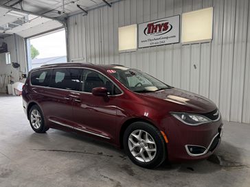 Used 2018 Chrysler Pacifica Touring L