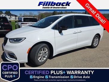 Used 2024 Chrysler Pacifica Touring L