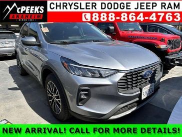 Used 2023 Ford Escape Base