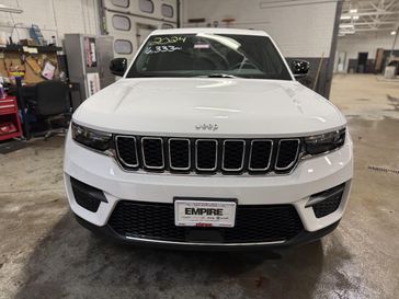 Used 2024 Jeep Grand Cherokee Laredo