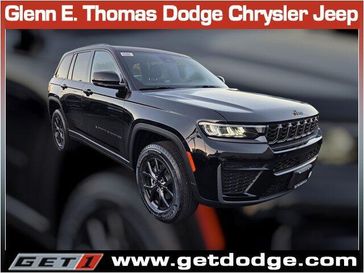 New 2027 Jeep Grand Cherokee Laredo Altitude 4x4