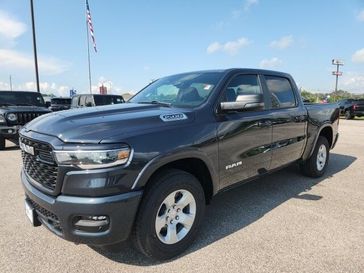 New 2026 RAM 1500 Lone Star Crew Cab 4x4 5'7' Box