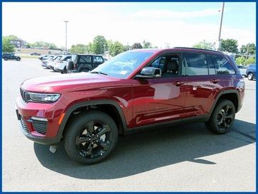 New 2025 Jeep Grand Cherokee Limited