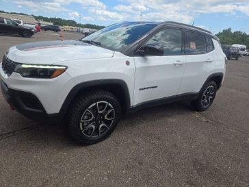 Used 2025 Jeep Compass Trailhawk 4x4