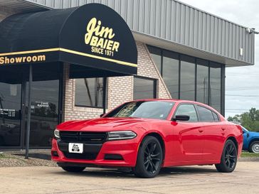 Used 2018 Dodge Charger SXT