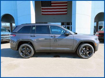 New 2026 Jeep Grand Cherokee Limited