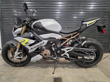 2022 S 1000 R